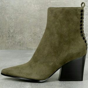 Kendall x Kylie chic pointed toe boot